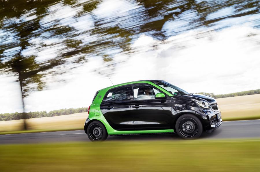  Smart ForFour Prime Electric Drive 2017 года  (WW) (фото 10 из 36)